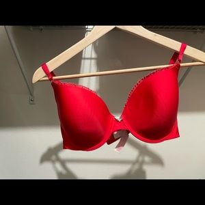 Victoria’s Secret - 36D - Demi/Demi Buste